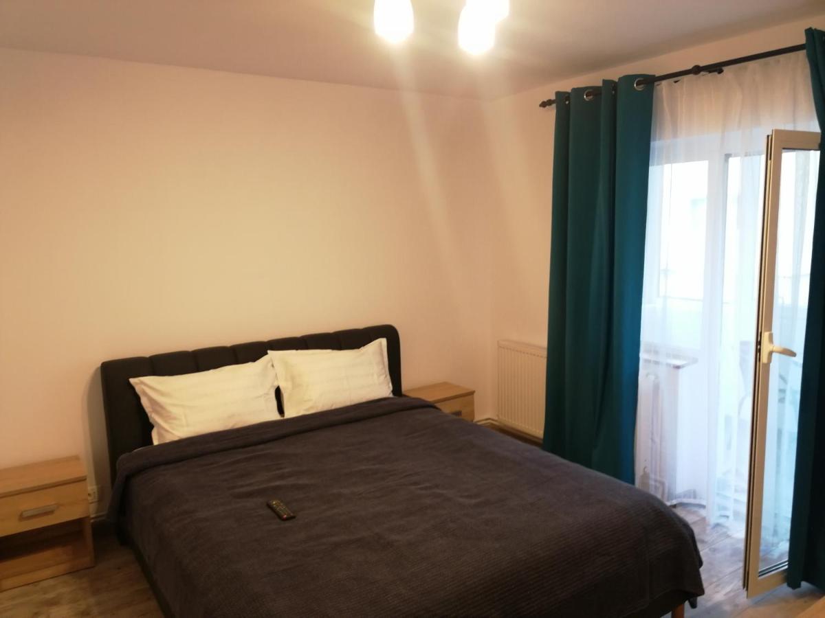 Rosenau Apartment Rîşnov Eksteriør billede
